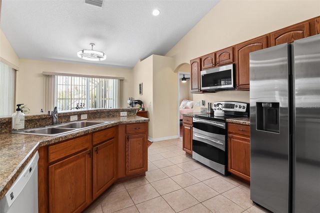 16283 SE 88TH AVENUE, Summerfield, FL 34491