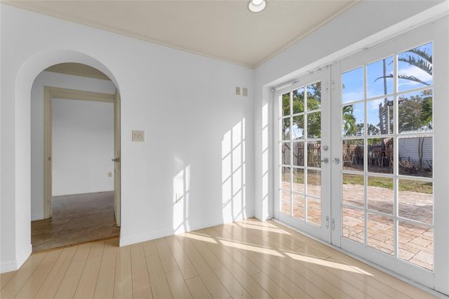 2132 SW 50th Avenue, Fort Lauderdale, FL 33317