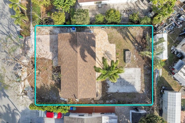 2132 SW 50th Avenue, Fort Lauderdale, FL 33317