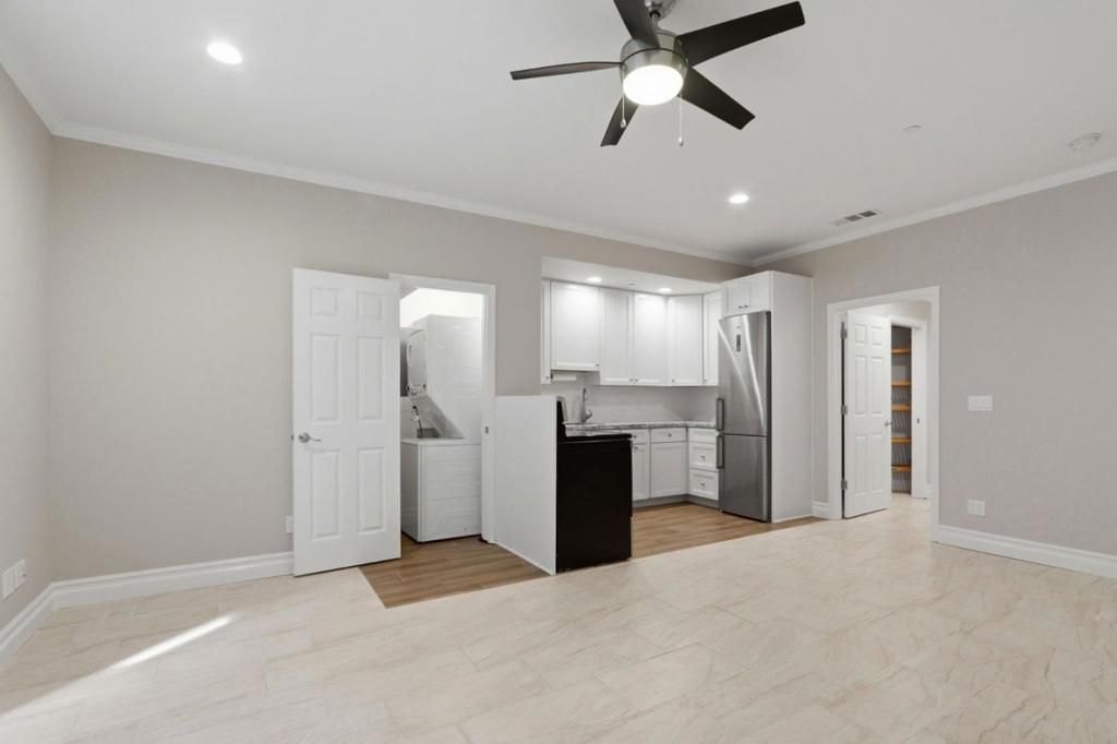 Image 100 of property listing at 12387 Stonebrook Drive, Los Altos Hills, CA 94022