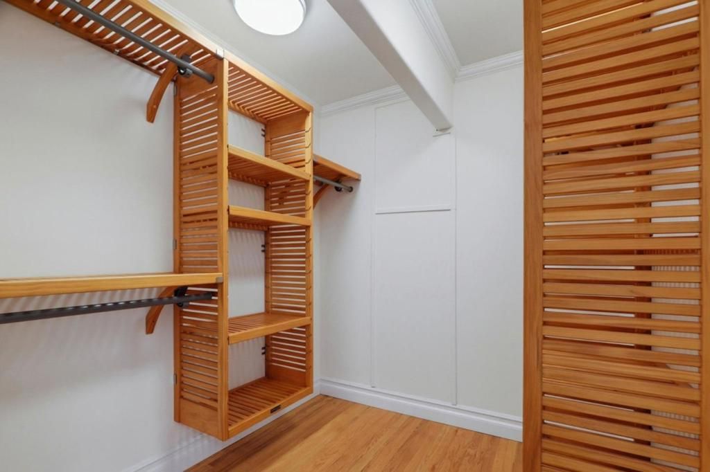 Image 104 of property listing at 12387 Stonebrook Drive, Los Altos Hills, CA 94022