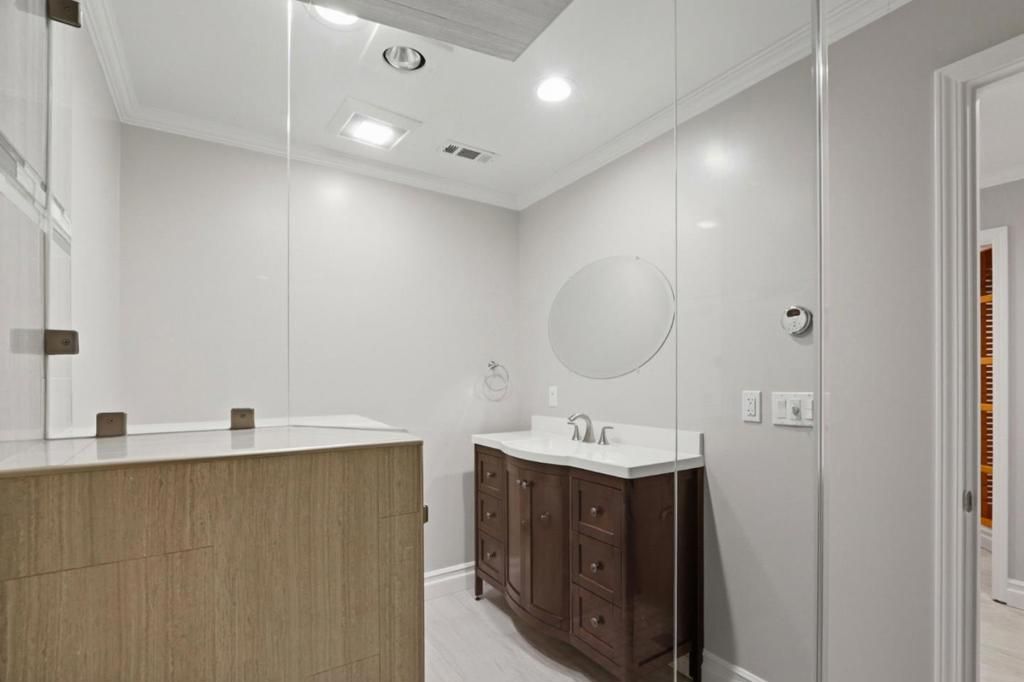 Image 108 of property listing at 12387 Stonebrook Drive, Los Altos Hills, CA 94022