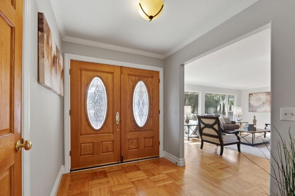 Image 11 of property listing at 12387 Stonebrook Drive, Los Altos Hills, CA 94022