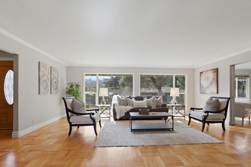 Image 14 of property listing at 12387 Stonebrook Drive, Los Altos Hills, CA 94022