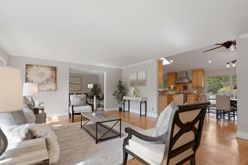 Image 17 of property listing at 12387 Stonebrook Drive, Los Altos Hills, CA 94022