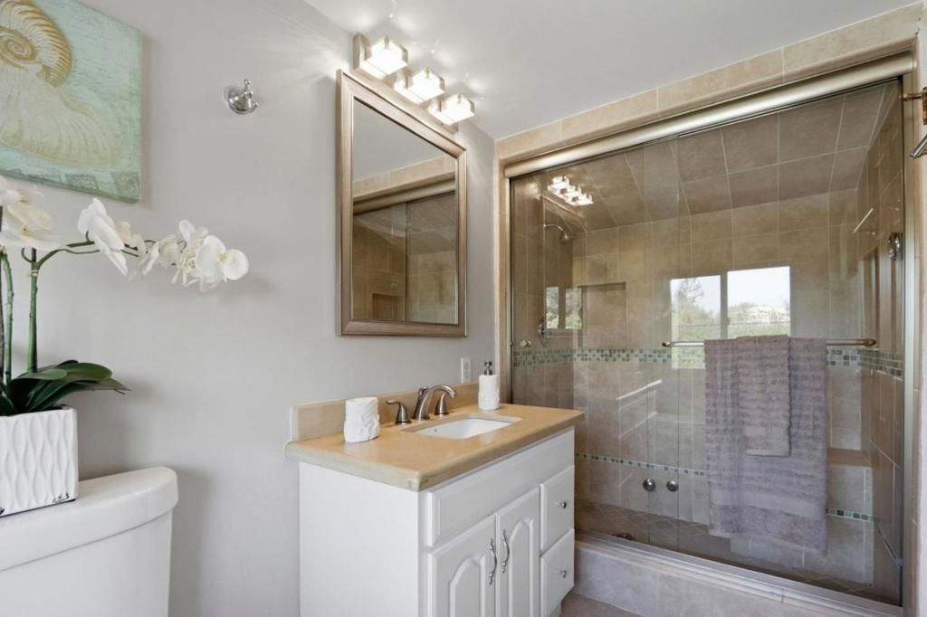 Image 39 of property listing at 12387 Stonebrook Drive, Los Altos Hills, CA 94022