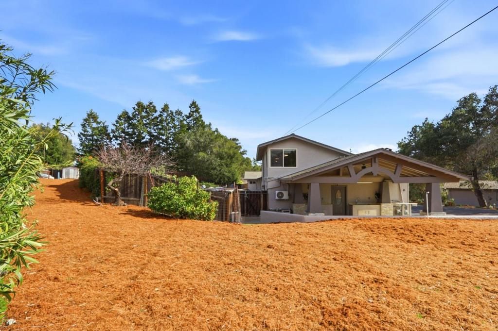 Image 69 of property listing at 12387 Stonebrook Drive, Los Altos Hills, CA 94022