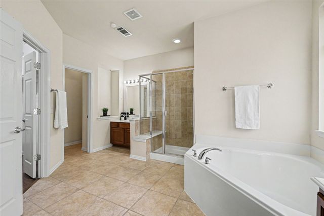 1041 Crystal Lake Drive, Frisco, TX 75036