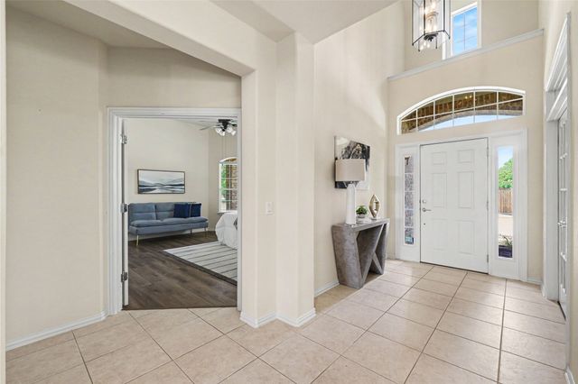 1041 Crystal Lake Drive, Frisco, TX 75036