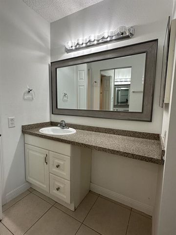 9401 Lime Bay Boulevard 115, Tamarac, FL 33321