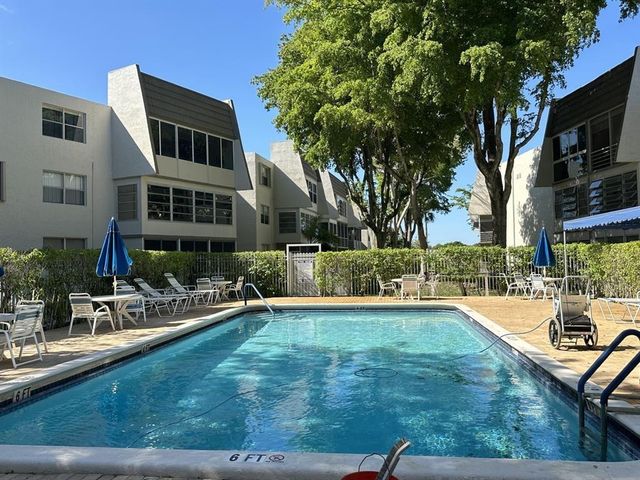 9401 Lime Bay Boulevard 115, Tamarac, FL 33321
