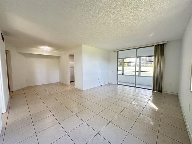 9401 Lime Bay Boulevard 115, Tamarac, FL 33321