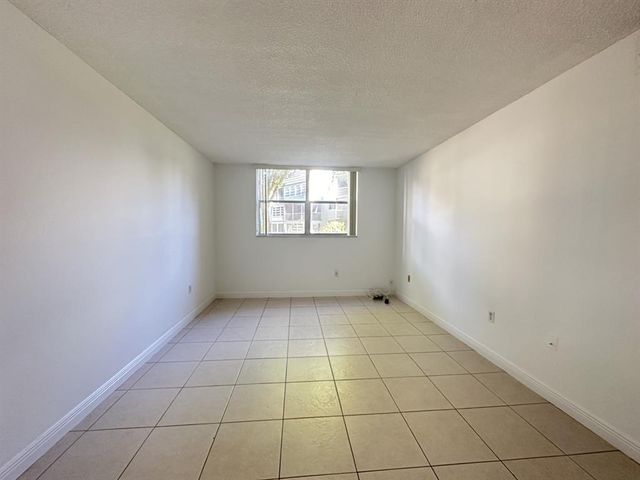 9401 Lime Bay Boulevard 115, Tamarac, FL 33321