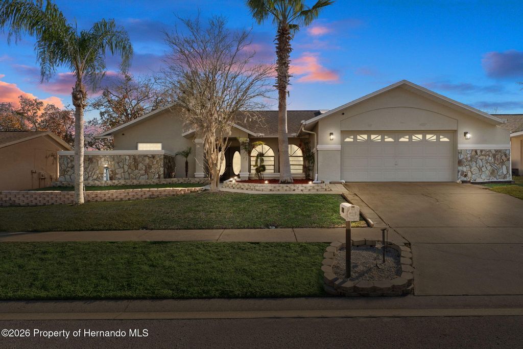 10918 Midland Bridge Road, Hudson, FL 34667