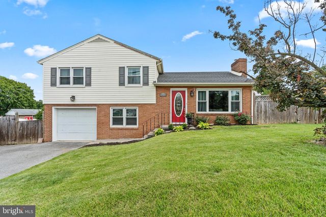 18608 MAUGANS AVE, Hagerstown, MD 21742
