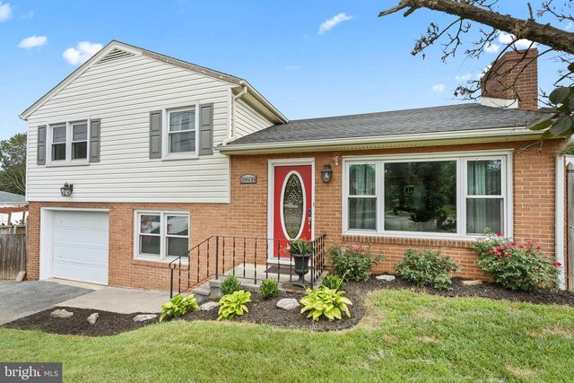 18608 MAUGANS AVE, Hagerstown, MD 21742
