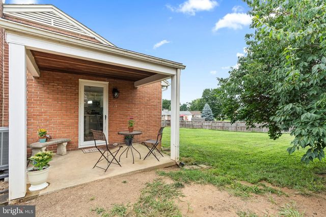 18608 MAUGANS AVE, Hagerstown, MD 21742