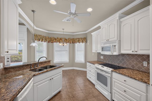 2140 Burgundy Ridge Drive, Shreveport, LA 71118