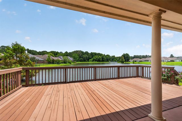 2140 Burgundy Ridge Drive, Shreveport, LA 71118