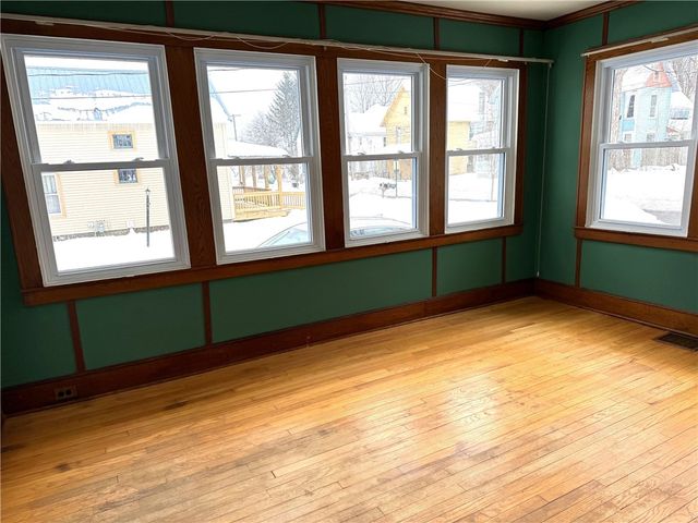 20 Taylor Street, Oxford, NY 13830