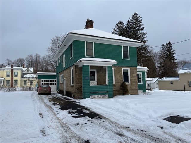 20 Taylor Street, Oxford, NY 13830