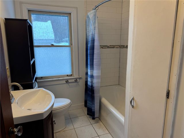 20 Taylor Street, Oxford, NY 13830