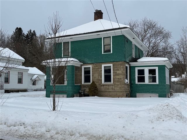20 Taylor Street, Oxford, NY 13830