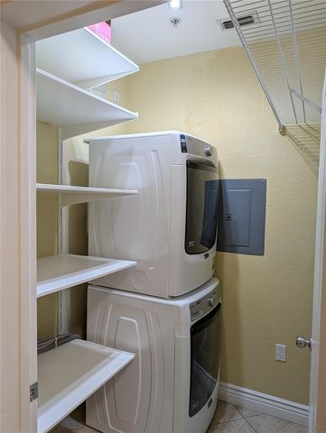 2731 VIA CAPRI 921, Clearwater, FL 33764