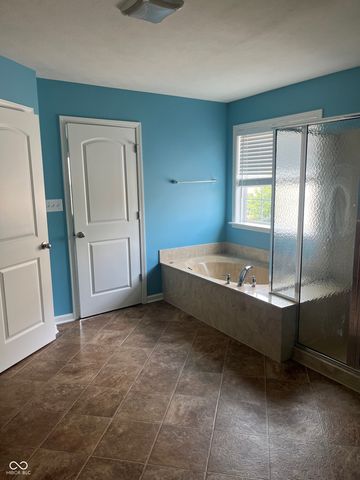 18827 Tillamook Run E, Noblesville, IN 46062