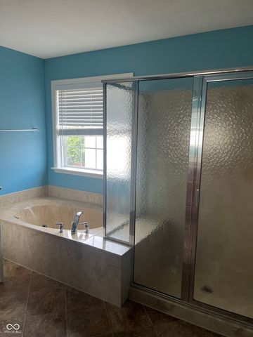 18827 Tillamook Run E, Noblesville, IN 46062