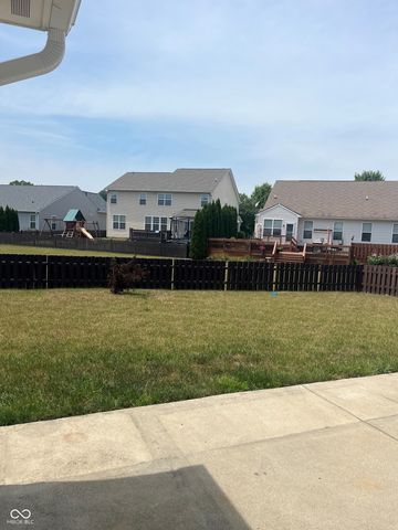 18827 Tillamook Run E, Noblesville, IN 46062