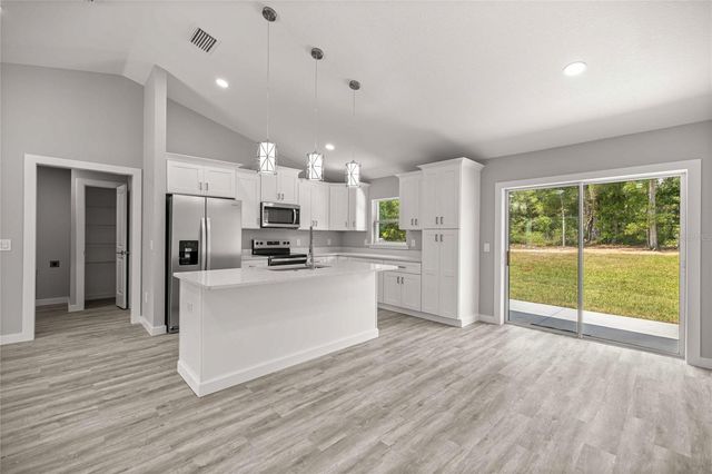 4038 SW 156TH COURT, Ocala, FL 34481