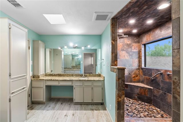 354 Claremore St, Corpus Christi, TX 78412