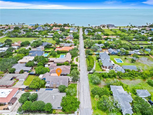 354 Claremore St, Corpus Christi, TX 78412