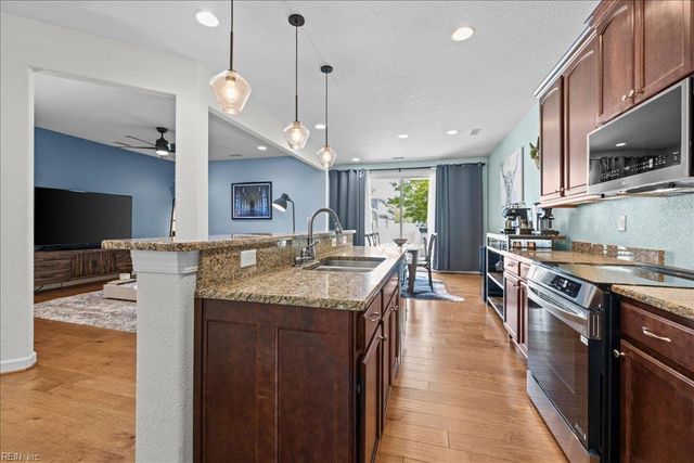 2229 Martlet LN, Virginia Beach, VA 23456