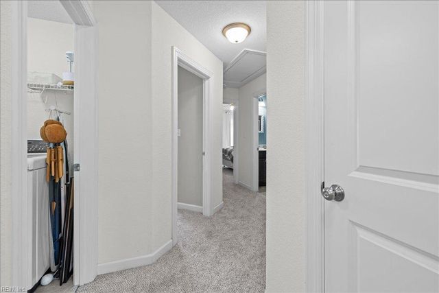 2229 Martlet LN, Virginia Beach, VA 23456