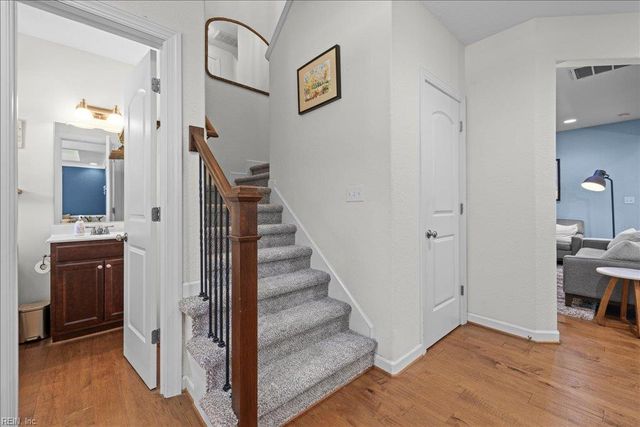 2229 Martlet LN, Virginia Beach, VA 23456