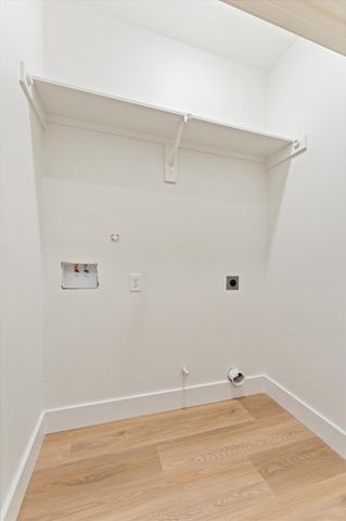 9109 Henrietta Street A & B, Houston, TX 77088