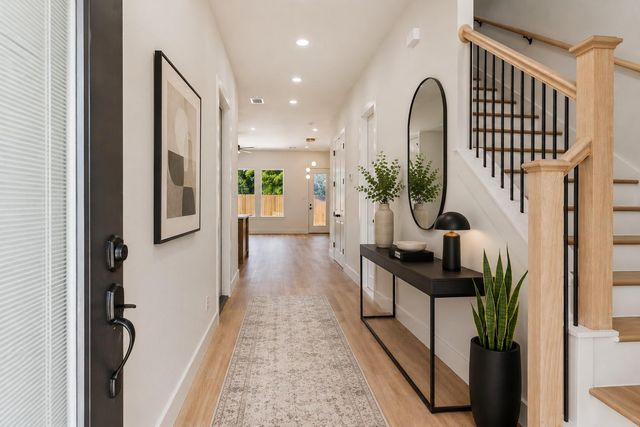 9109 Henrietta Street A & B, Houston, TX 77088