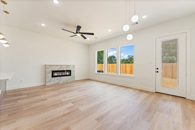 9109 Henrietta Street A & B, Houston, TX 77088