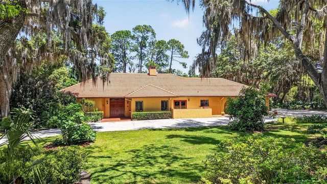 1109 ELYSIUM BOULEVARD, Mount Dora, FL 32757