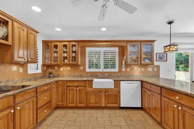 1109 ELYSIUM BOULEVARD, Mount Dora, FL 32757