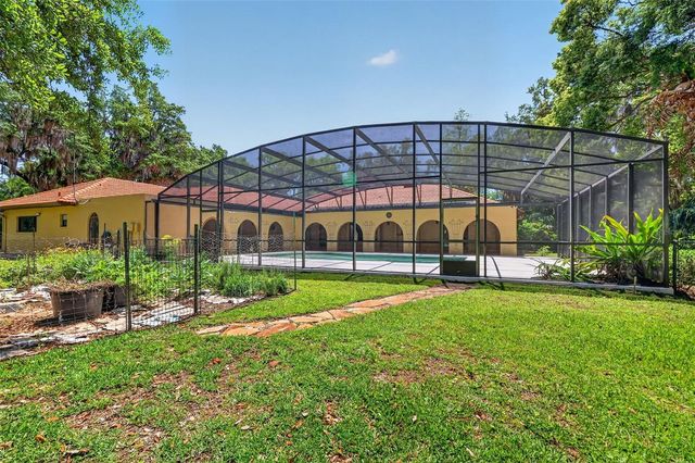 1109 ELYSIUM BOULEVARD, Mount Dora, FL 32757