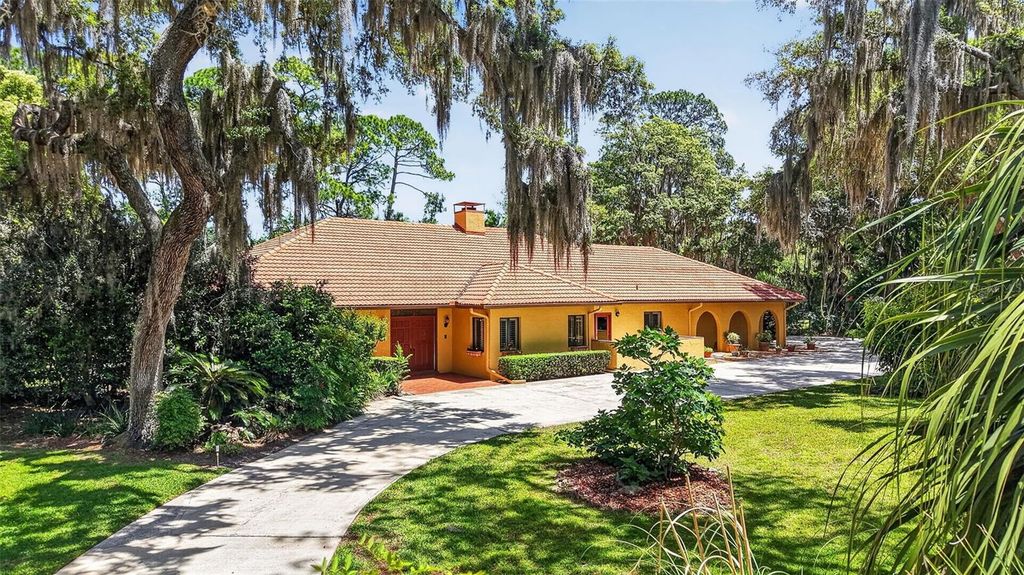 1109 ELYSIUM BOULEVARD, Mount Dora, FL 32757