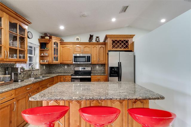 5673 SW 149th Ave, Miami, FL 33193