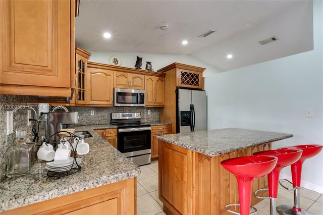 5673 SW 149th Ave, Miami, FL 33193