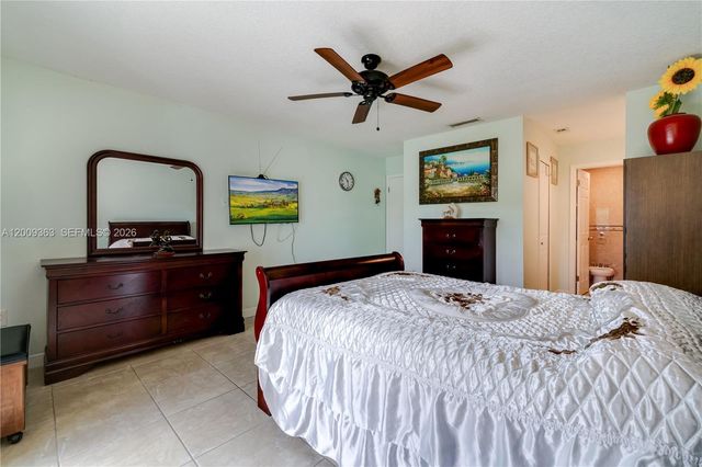 5673 SW 149th Ave, Miami, FL 33193