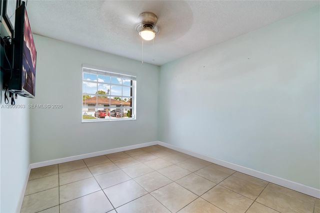 5673 SW 149th Ave, Miami, FL 33193