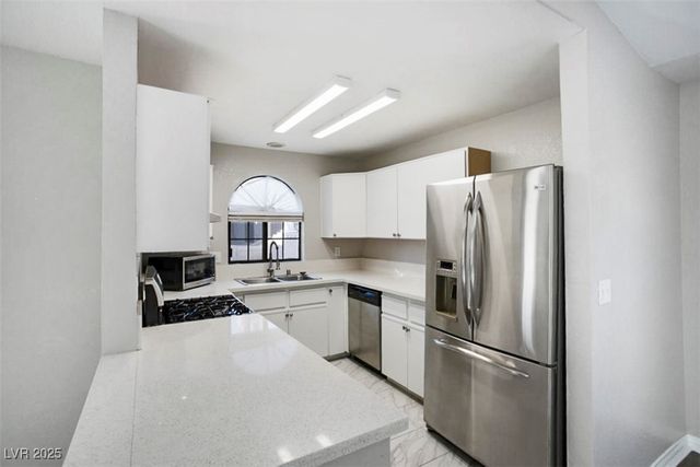 1411 Santa Margarita Street E, Las Vegas, NV 89146