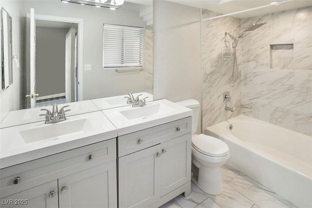 1411 Santa Margarita Street E, Las Vegas, NV 89146